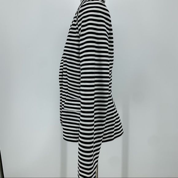 Covington Black+White Striped Blazer - Picture 4 of 7